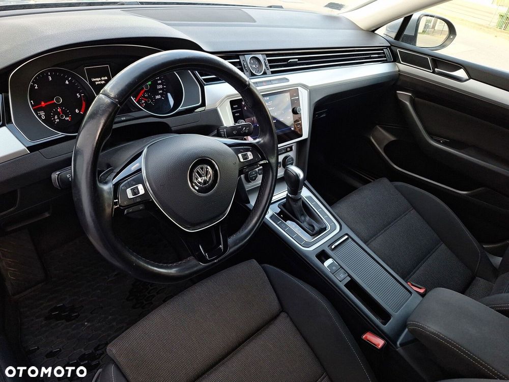 Volkswagen Passat 2.0 TDI BMT Comfortline DSG7 - 16