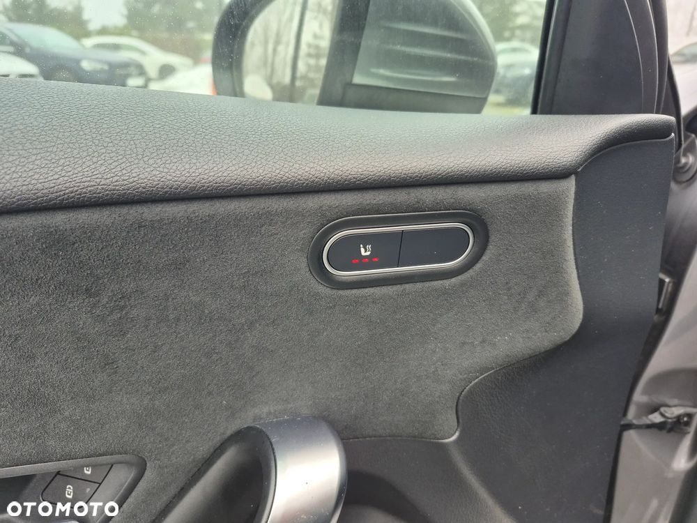 Mercedes-Benz Klasa A 200 AMG Line 7G-DCT - 11