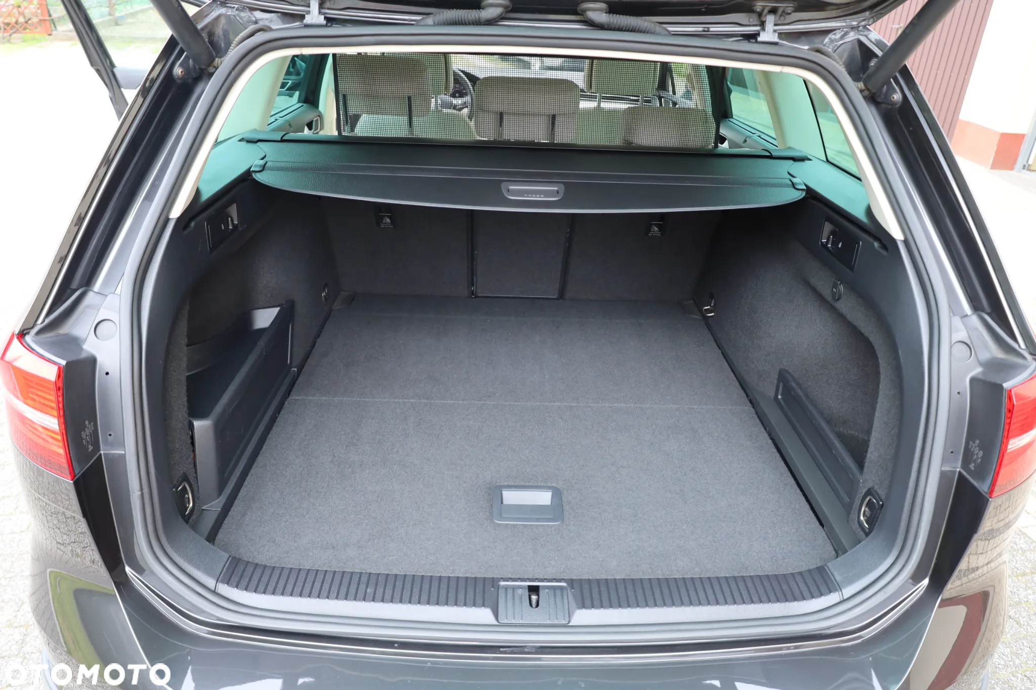 Volkswagen Passat Alltrack 2.0 TSI BMT 4Mot DSG - 32