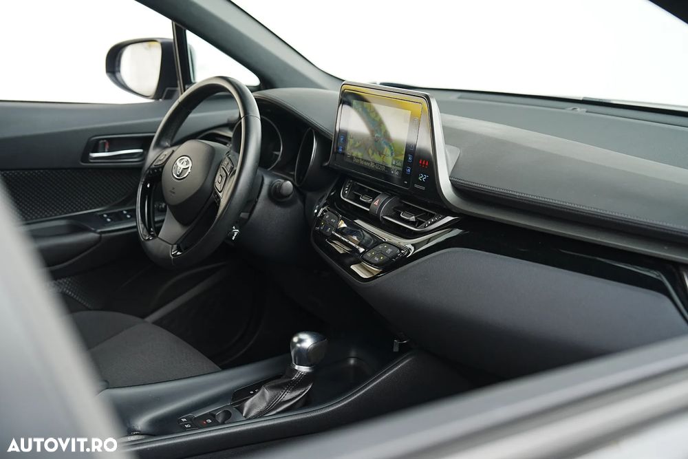 Toyota C-HR Style - 12