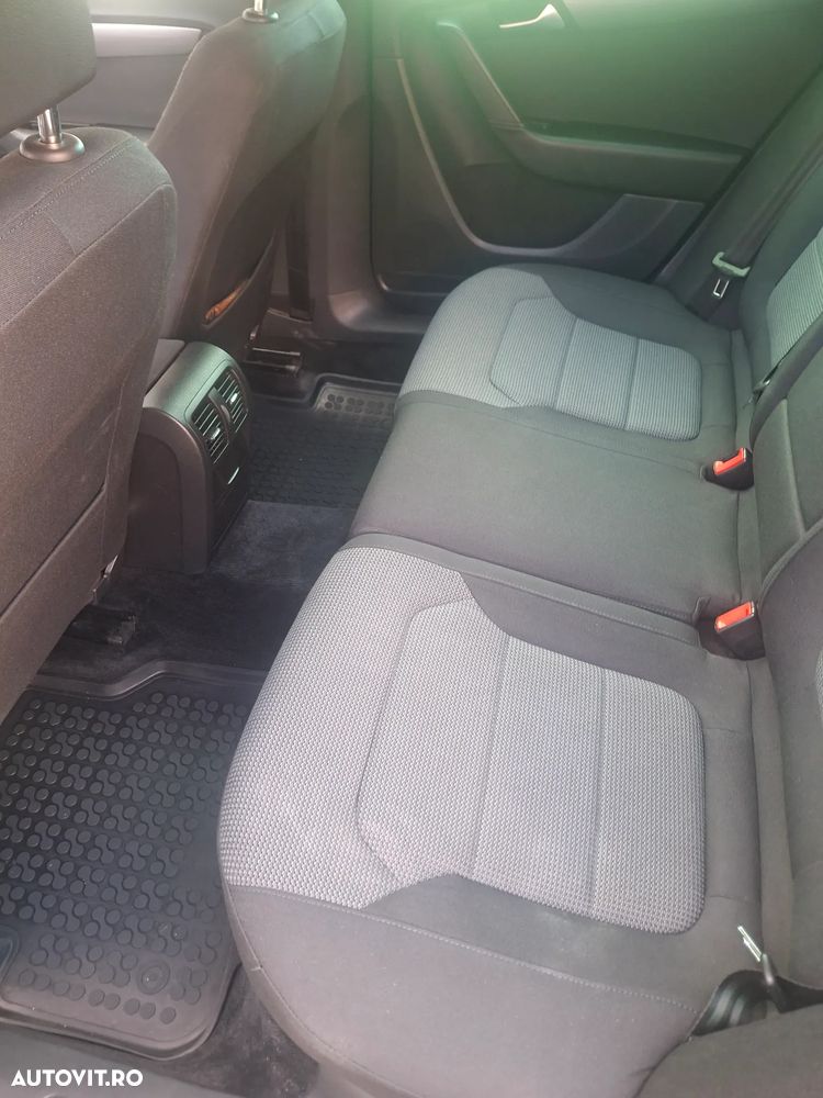 Volkswagen Passat 2.0 TDI BlueMotion Technology Comfortline - 7