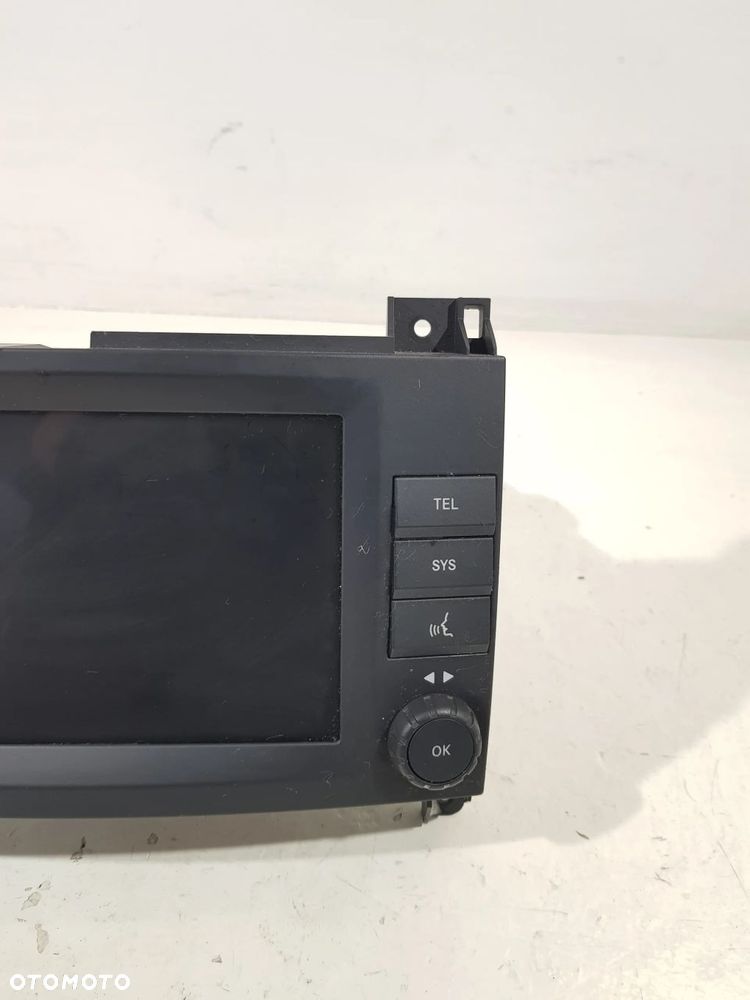 RADIO SAMOCHODOWE NAWIGACJA A4479001020 MERCEDES VITO W447 - 9