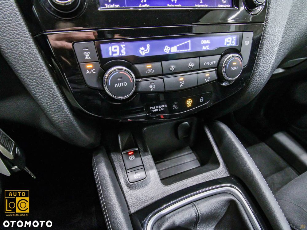 Nissan Qashqai 1.3 DIG-T N-Connecta - 21