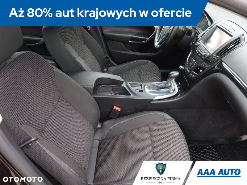 Opel Insignia - 10