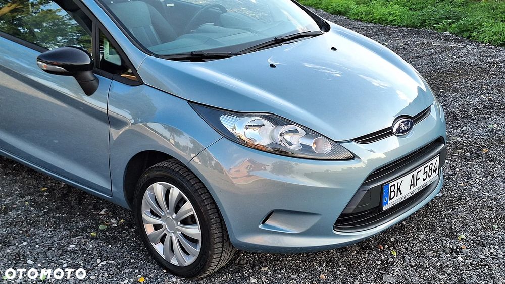 Ford Fiesta - 25