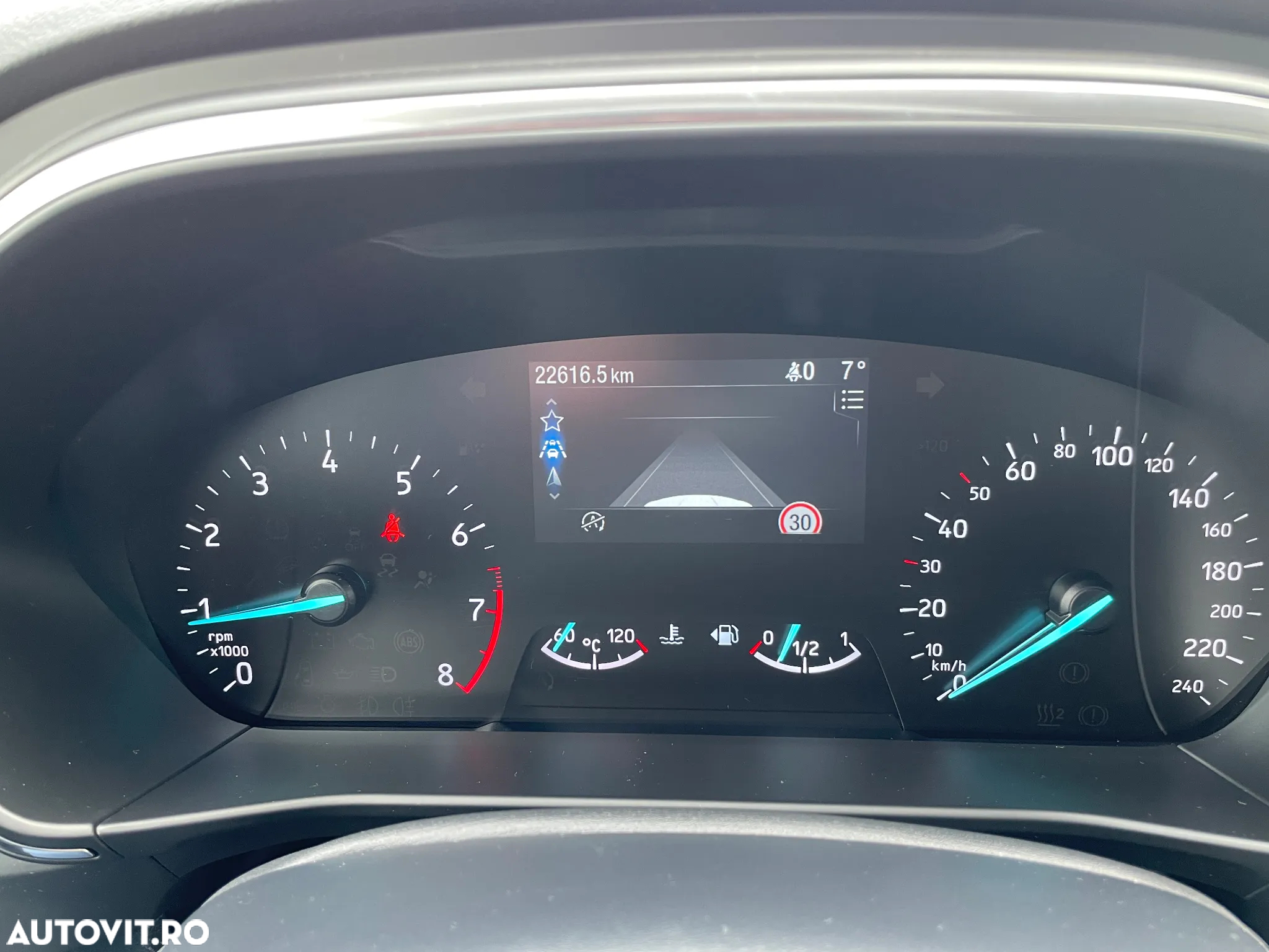 Ford Focus 1.5 Ecoboost Titanium Business - 17