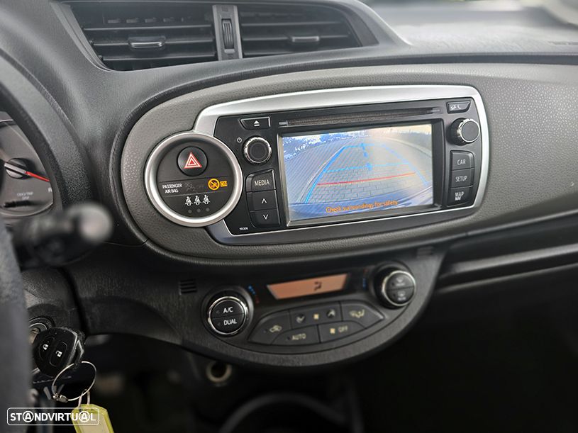 Toyota Yaris 1.0 VVT-i ACtive+AC - 17