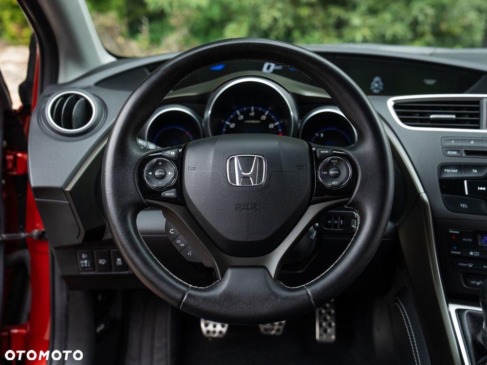 Honda Civic 1.8 i-VTEC Sport - 33