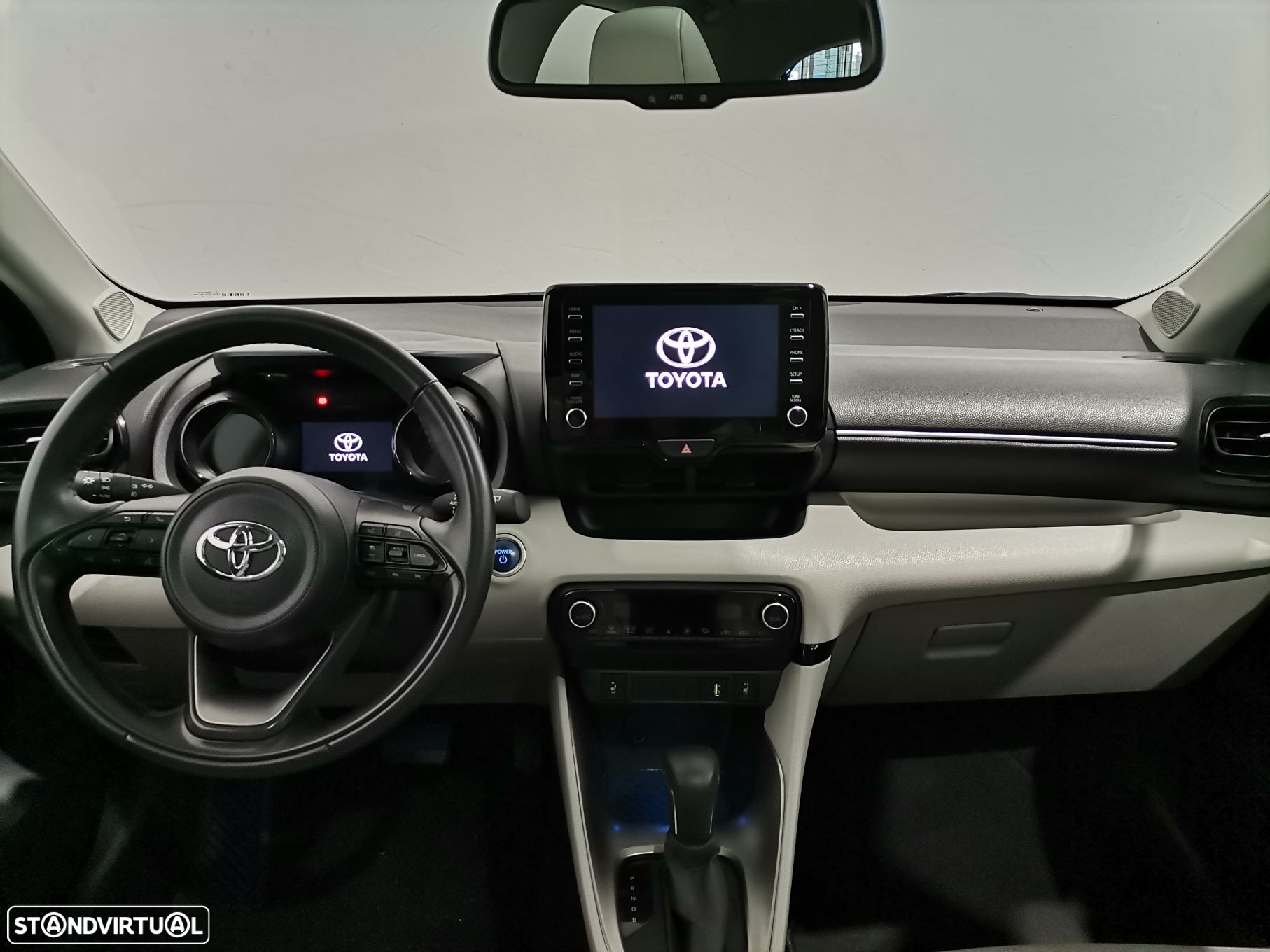 Toyota Yaris - 8