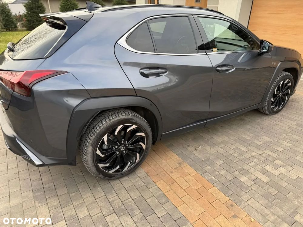 Lexus UX 250h GPF F Sport Design 2WD - 5