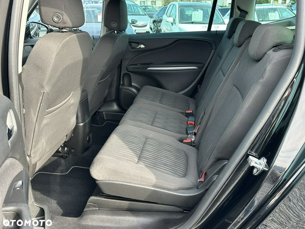 Opel Zafira - 27