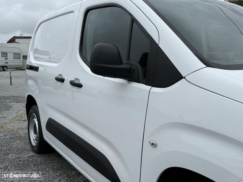 Peugeot Partner 1.5 Blue-HDI Premiun CX 6 3Lug IVA Dedutível - 16