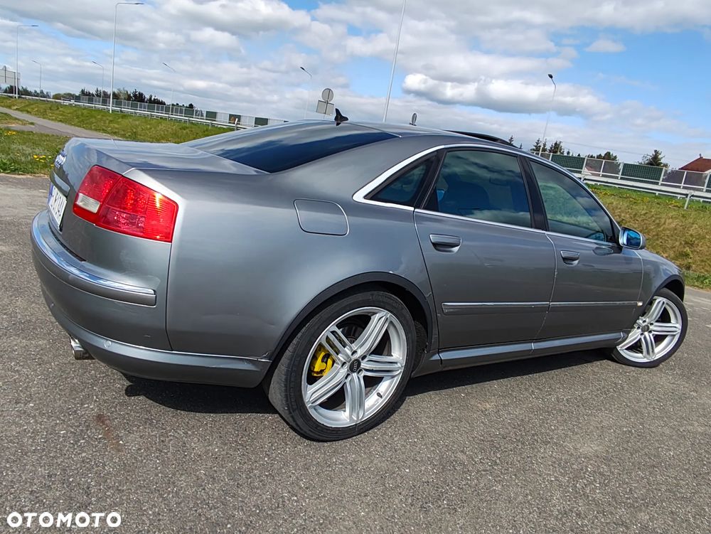 Audi A8 - 7