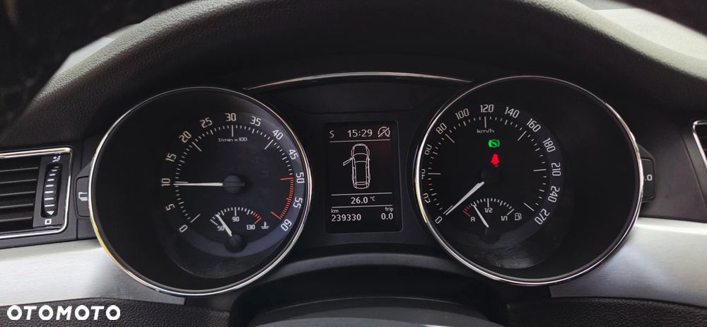 Skoda Superb 2.0 TDI 4x4 Elegance DSG - 27