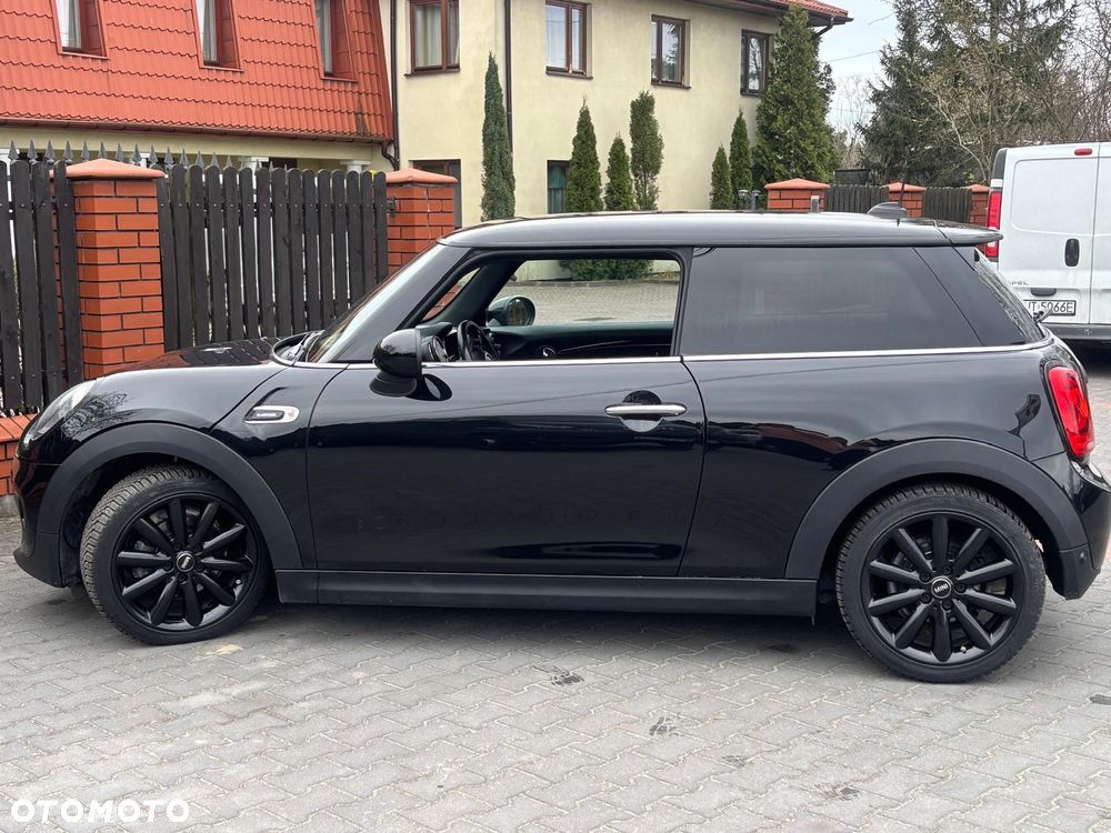 MINI ONE Standard - 16