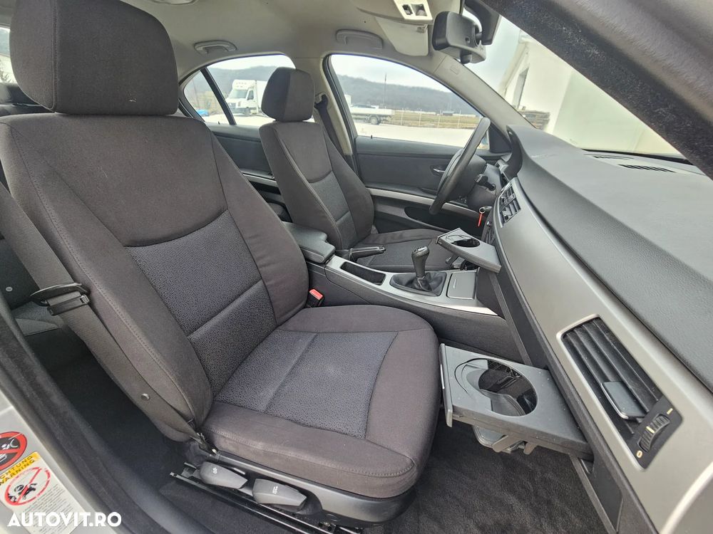 BMW Seria 3 318d DPF Edition Lifestyle - 18