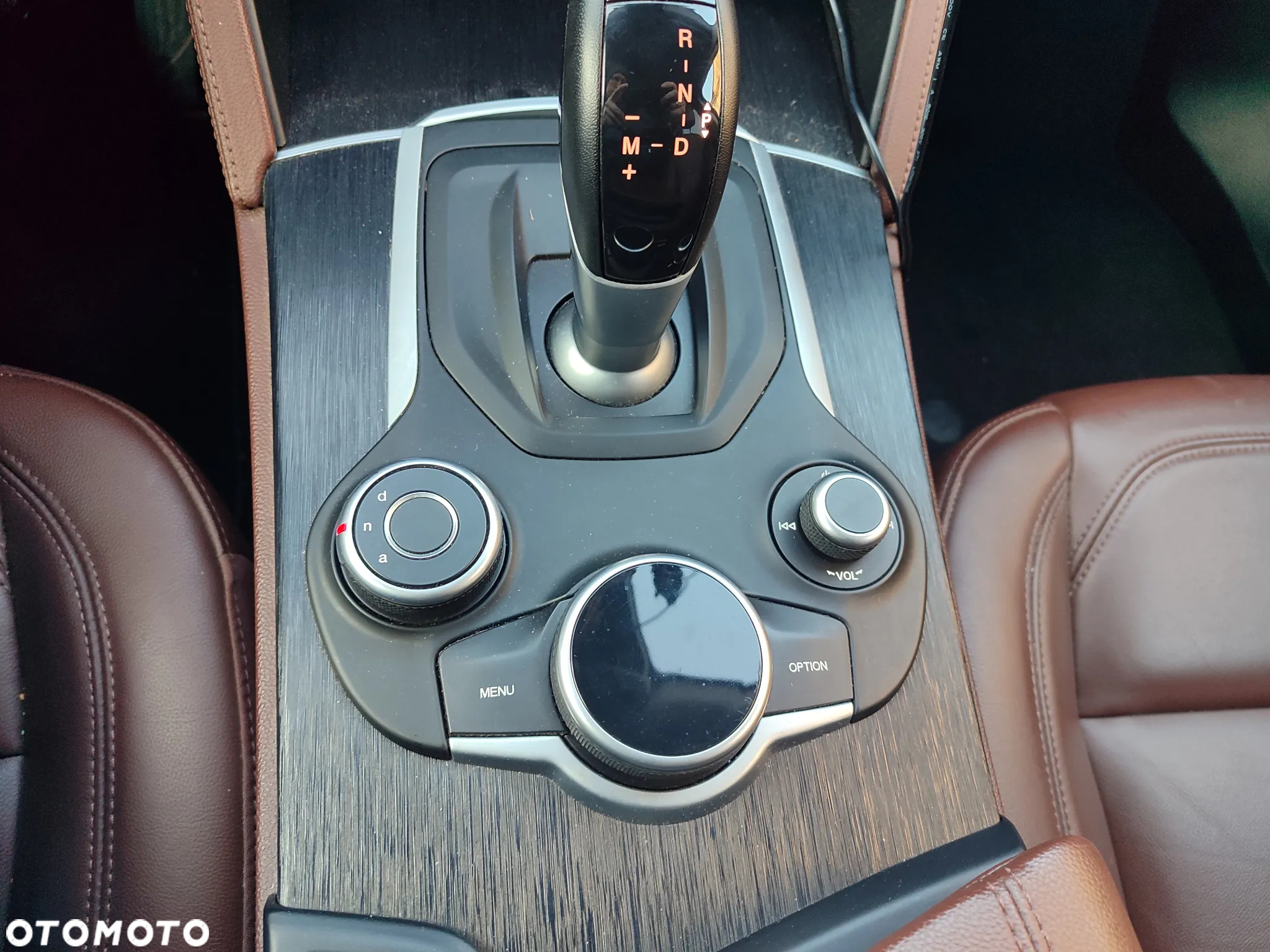 Alfa Romeo Stelvio 2.0 Turbo TI Q4 - 17