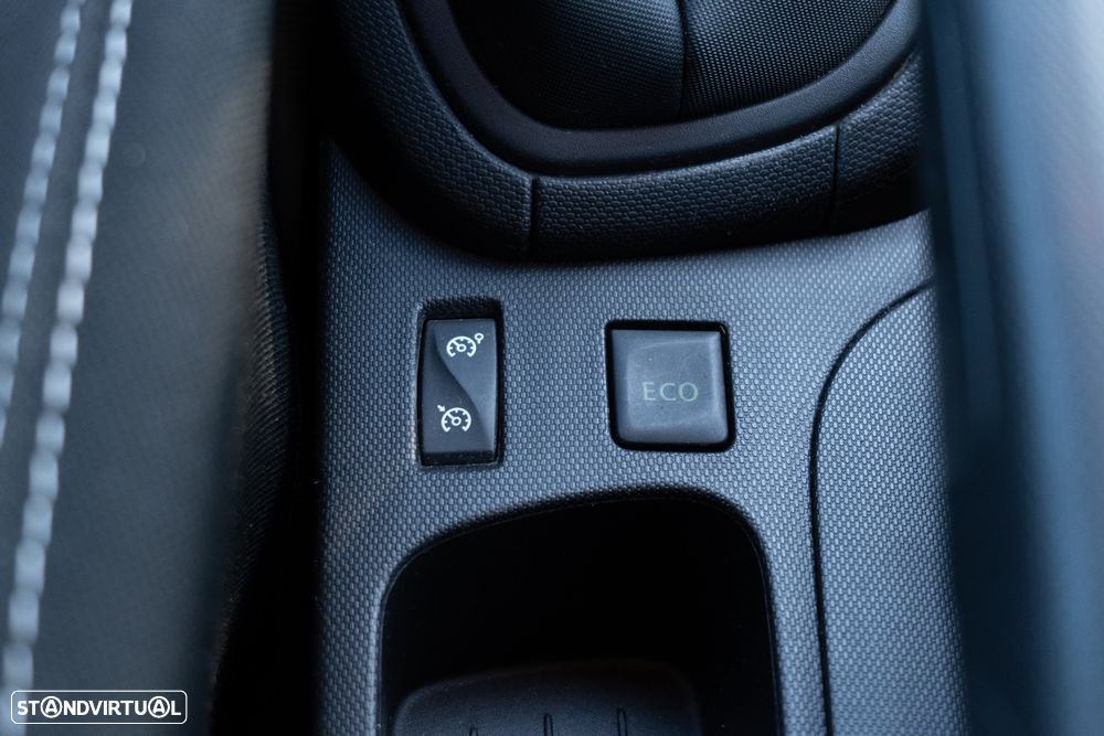 Renault Clio Sport Tourer Energy dCi 90 Start & Stop Dynamique - 13