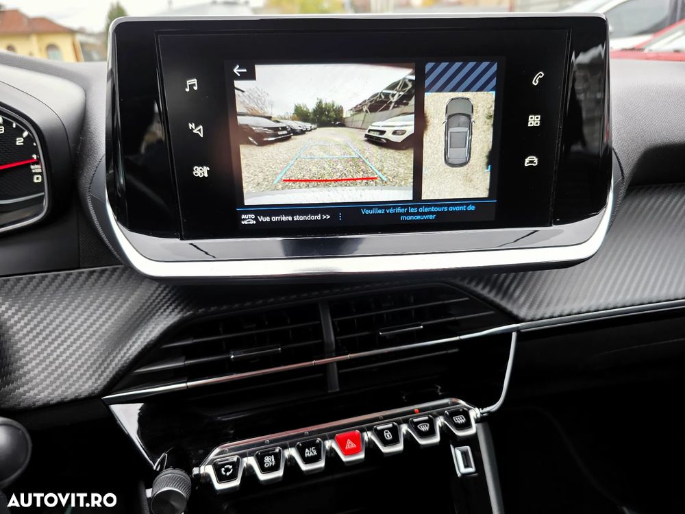 Peugeot 2008 1.2 L PureTech STT EAT8 Allure - 25