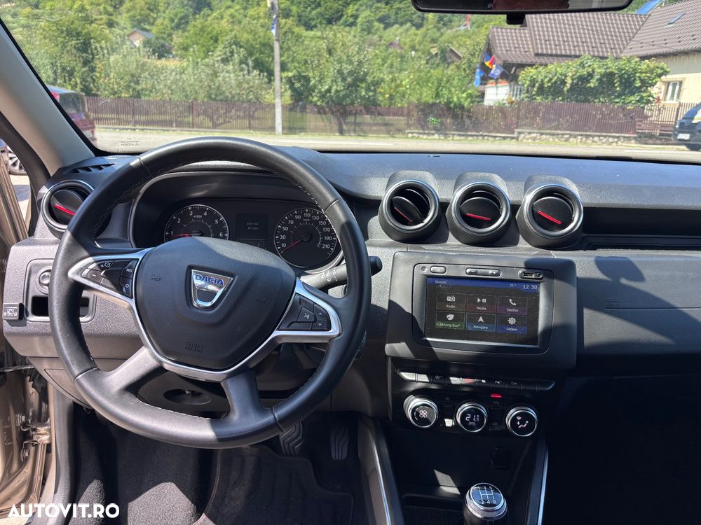Dacia Duster 1.6 SCe Prestige jante 17" - 8