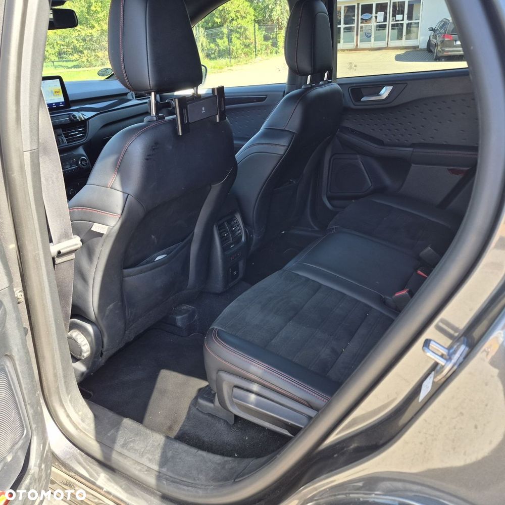 Ford Kuga - 16