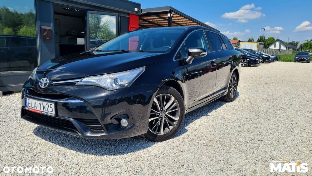 Toyota Avensis - 21