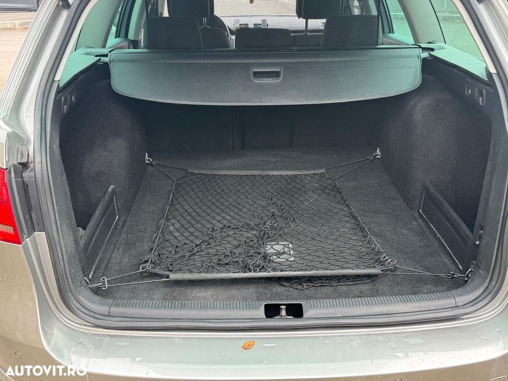 Volkswagen Passat 2.0 TDI DSG BlueMotion Technology Comfortline - 3