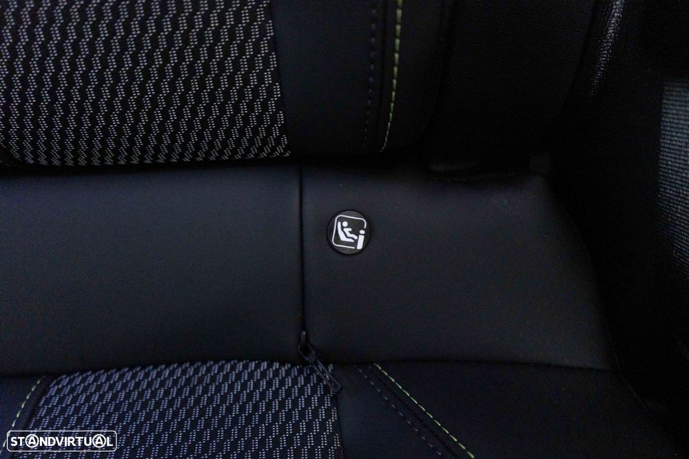 Peugeot 2008 1.2 PureTech GT EAT8 - 10