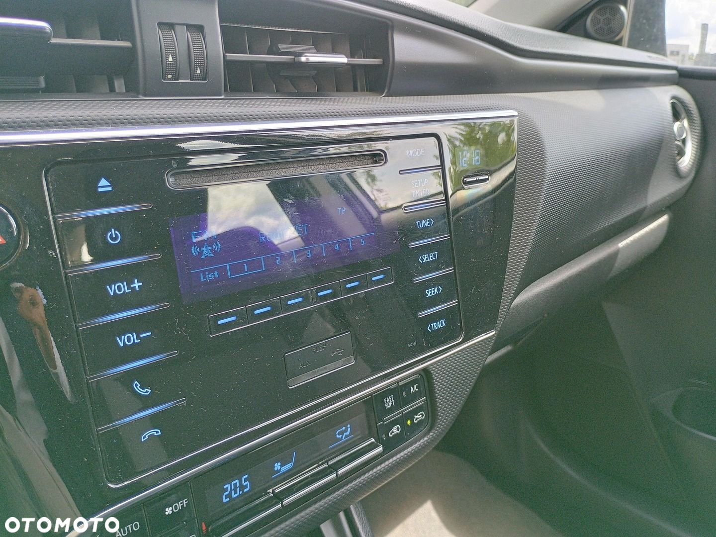 Toyota Auris - 20