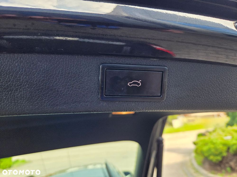 Skoda Superb Combi 3.6 V6 4x4 DSG L&K - 24