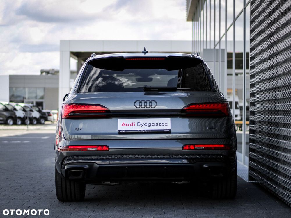 Audi Q7 - 6