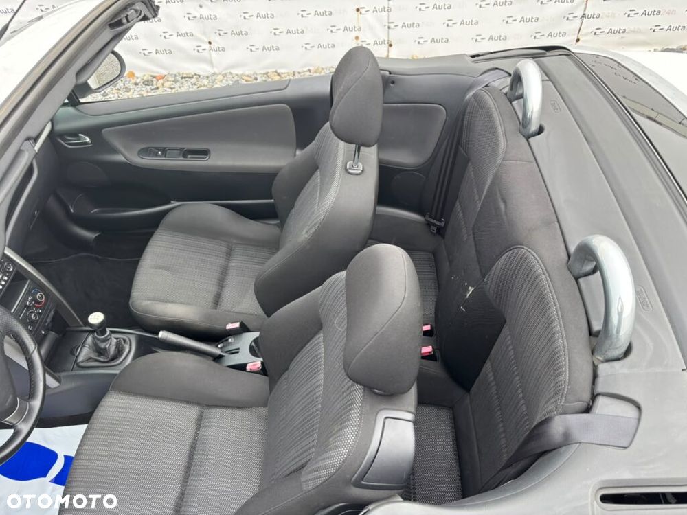 Peugeot 207 CC 120 VTi Active - 11