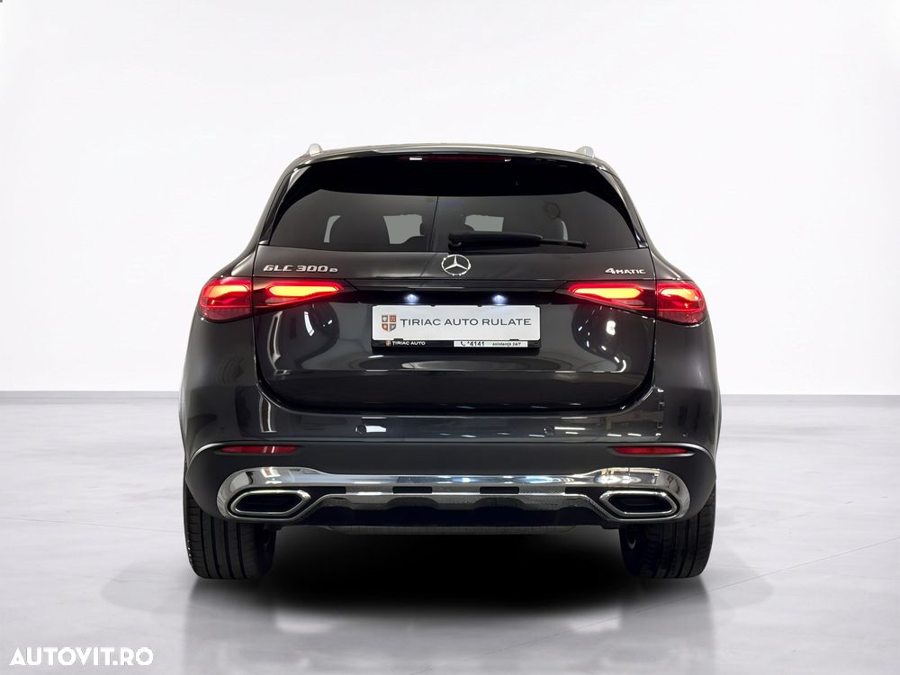 Mercedes-Benz GLC 300 e 4MATIC PHEV - 5
