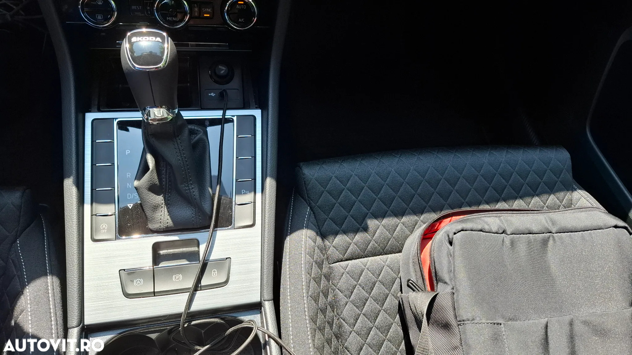 Skoda Superb 2.0 TDI DSG Ambition - 5