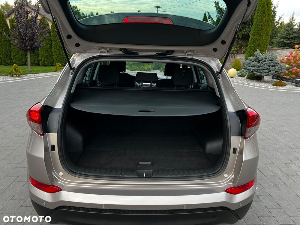 Hyundai Tucson blue 1.6 GDi 2WD Navi - 29