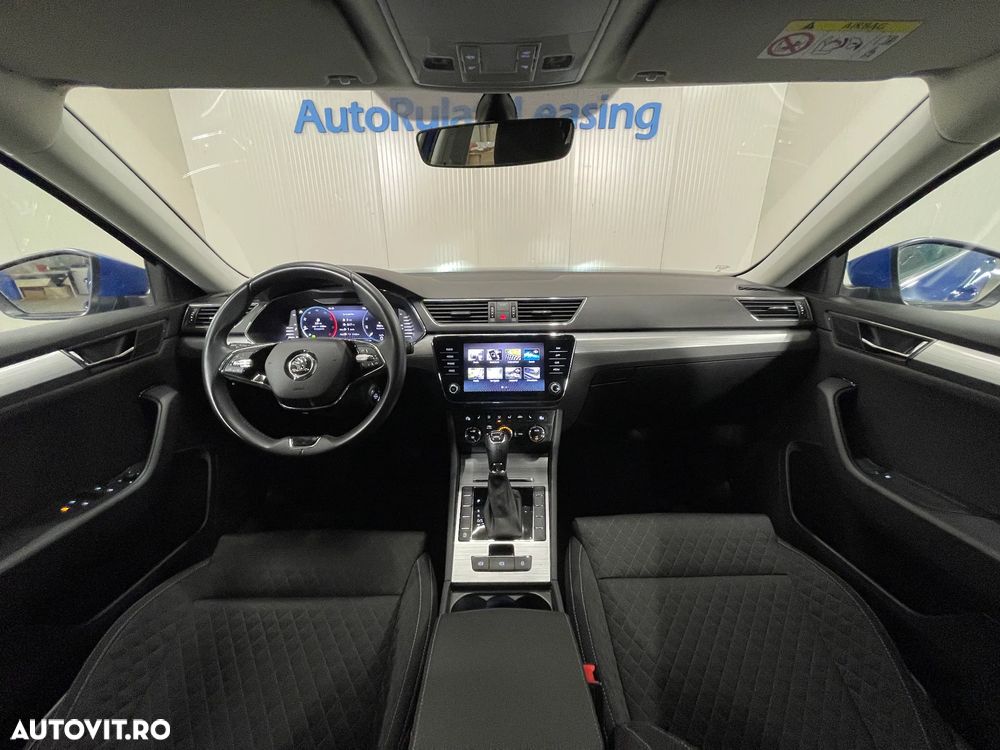 Skoda Superb 2.0 TDI DSG Ambition - 8