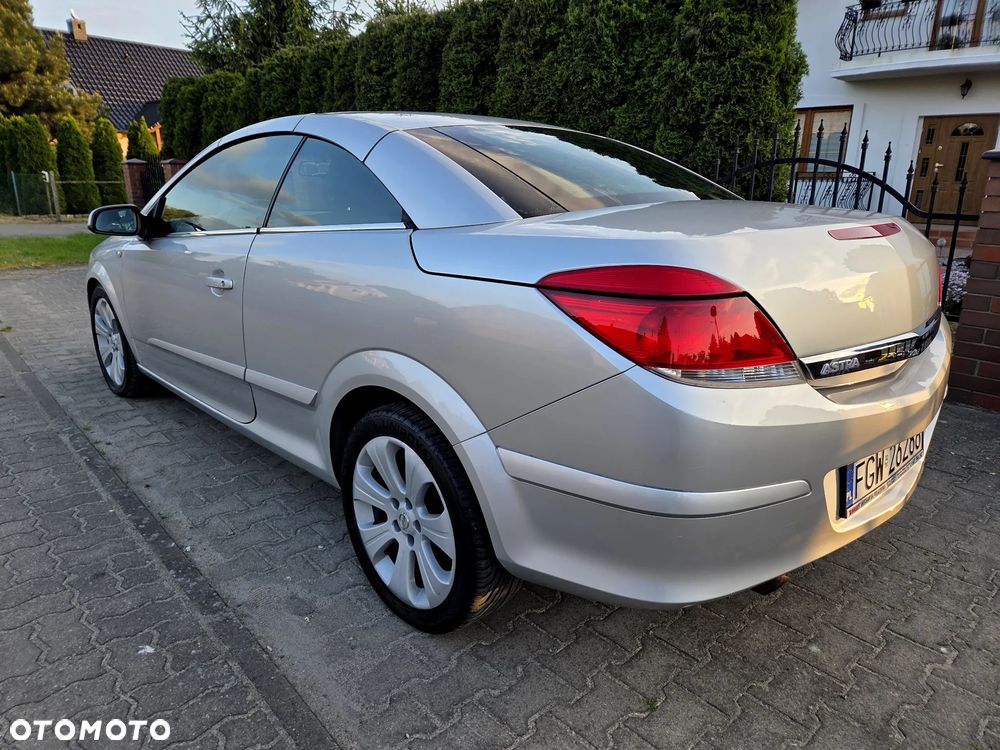 Opel Astra 1.8 Cosmo - 10