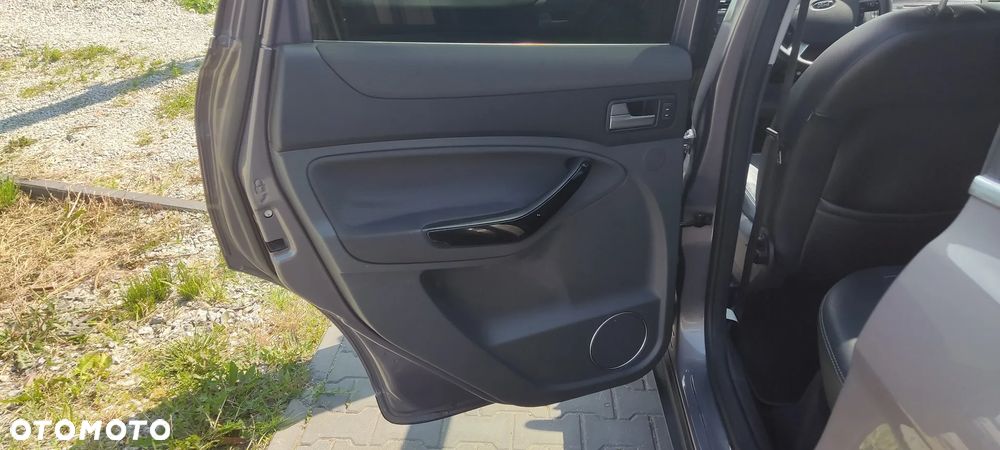 Ford Kuga 2.0 TDCi 4x4 Individual - 30