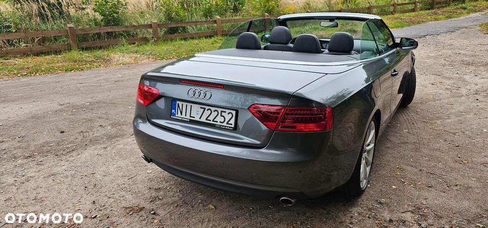 Audi A5 Cabrio - 15