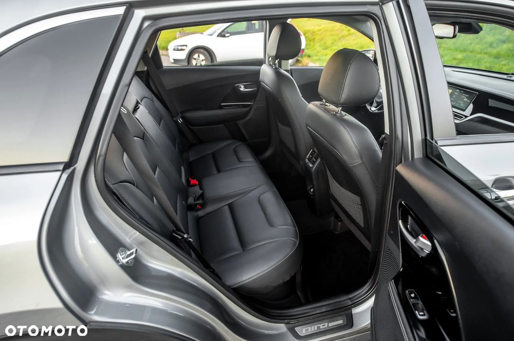 Kia Niro 1.6 GDI HEV 2WD OPF Edition 7 - 21