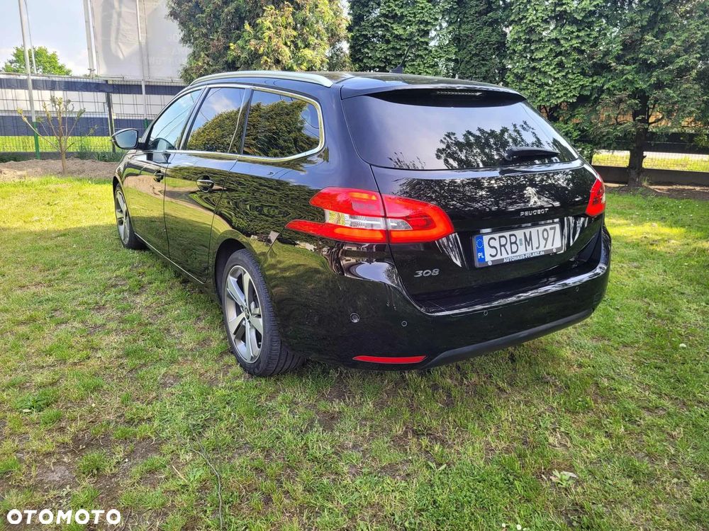 Peugeot 308 - 4