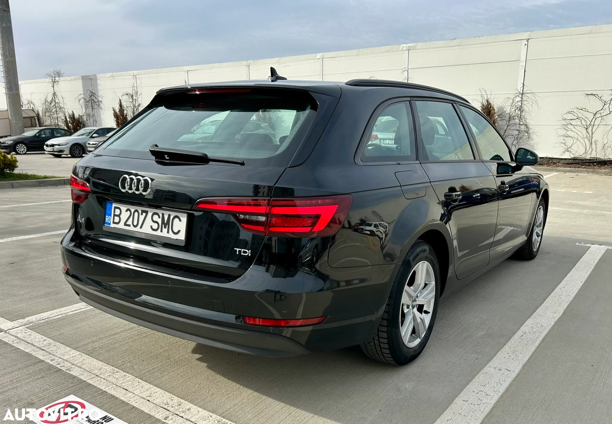 Audi A4 Avant 2.0 TDI S tronic - 4