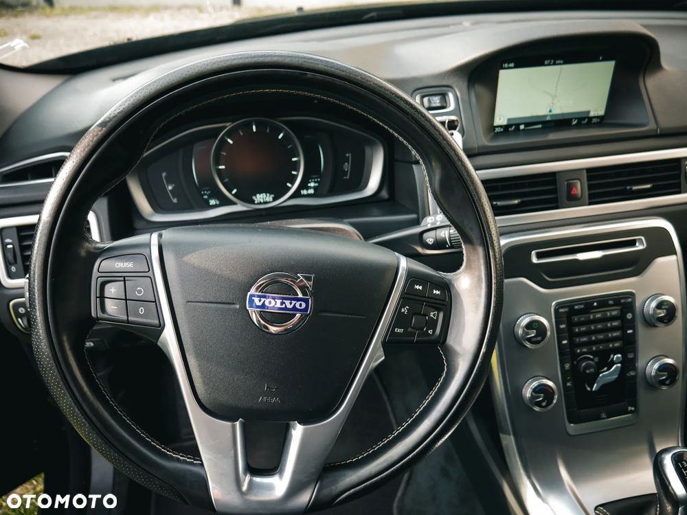 Volvo V70 D4 Black Edition - 17