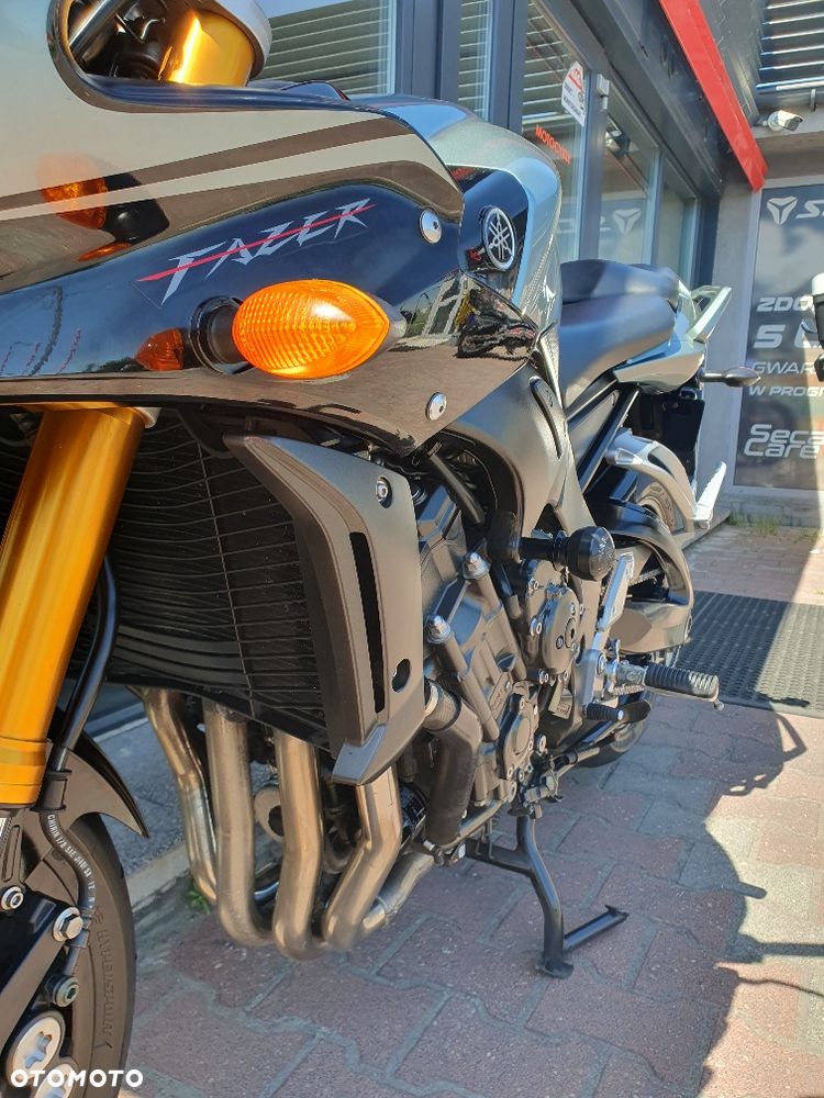 Yamaha FZ - 6