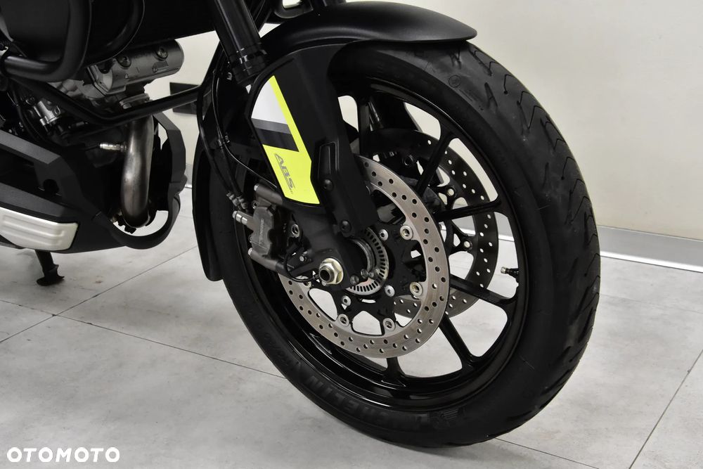 Suzuki V-STROM - 29