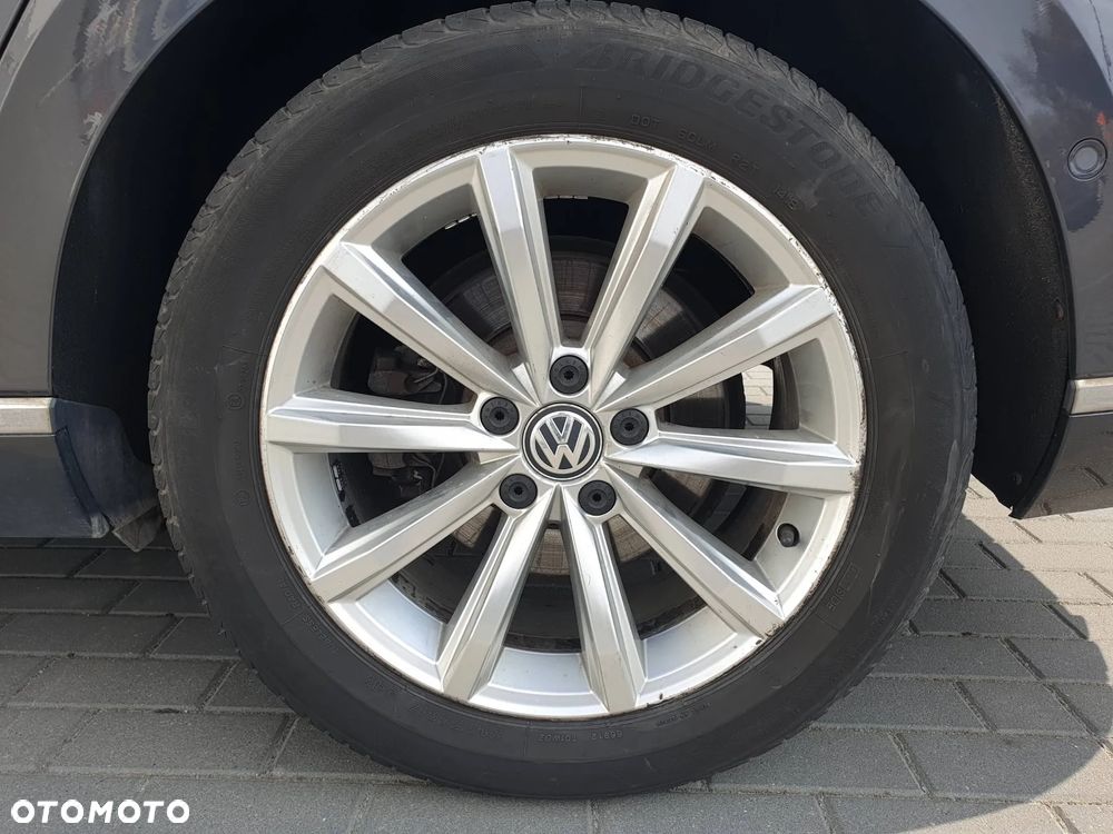 Volkswagen Passat Variant 2.0 TDI BMT Highline DSG - 38