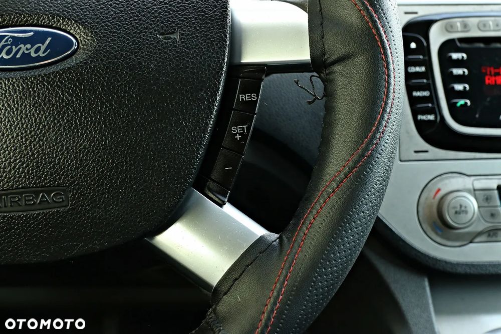 Ford Kuga 2.0 TDCi 2x4 Trend - 34