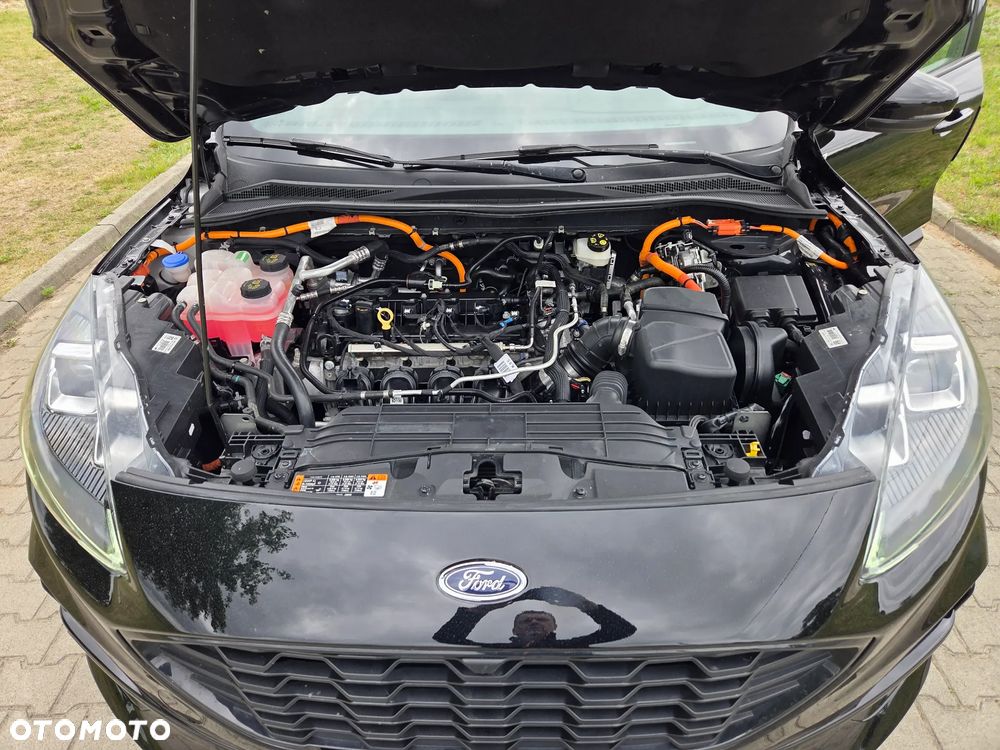 Ford Kuga - 9