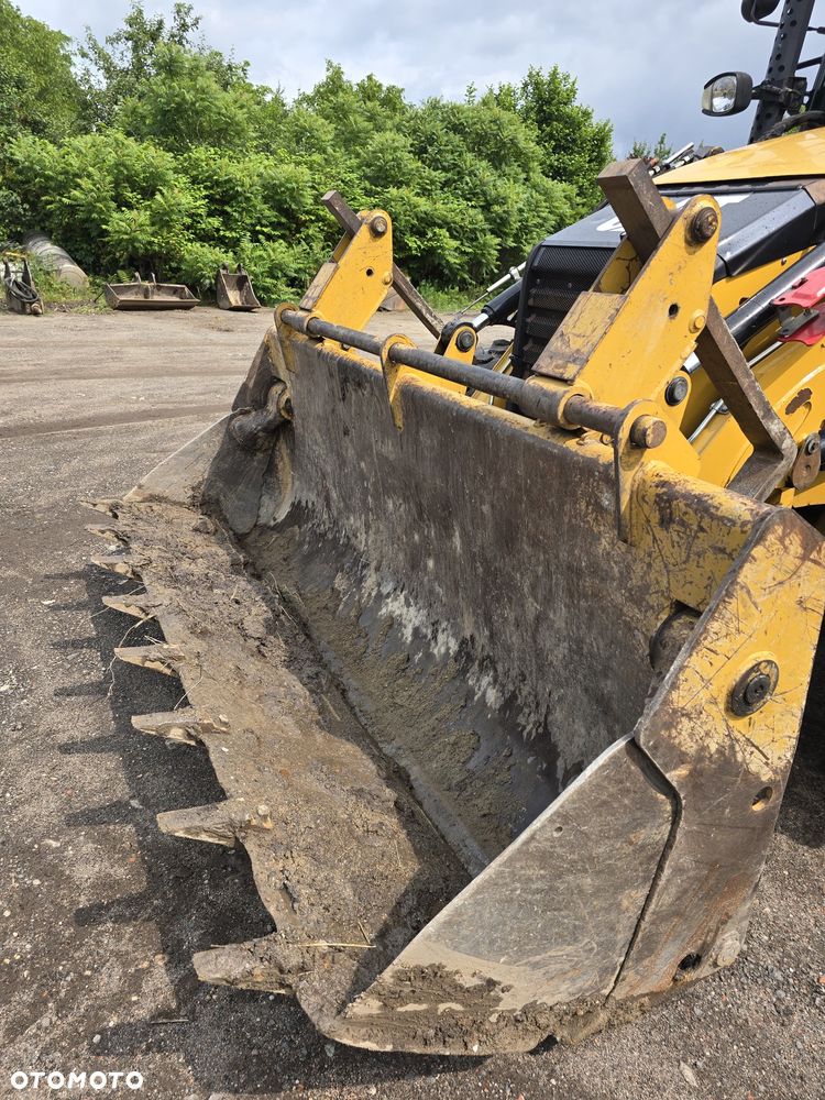 Caterpillar 432F2 - 7