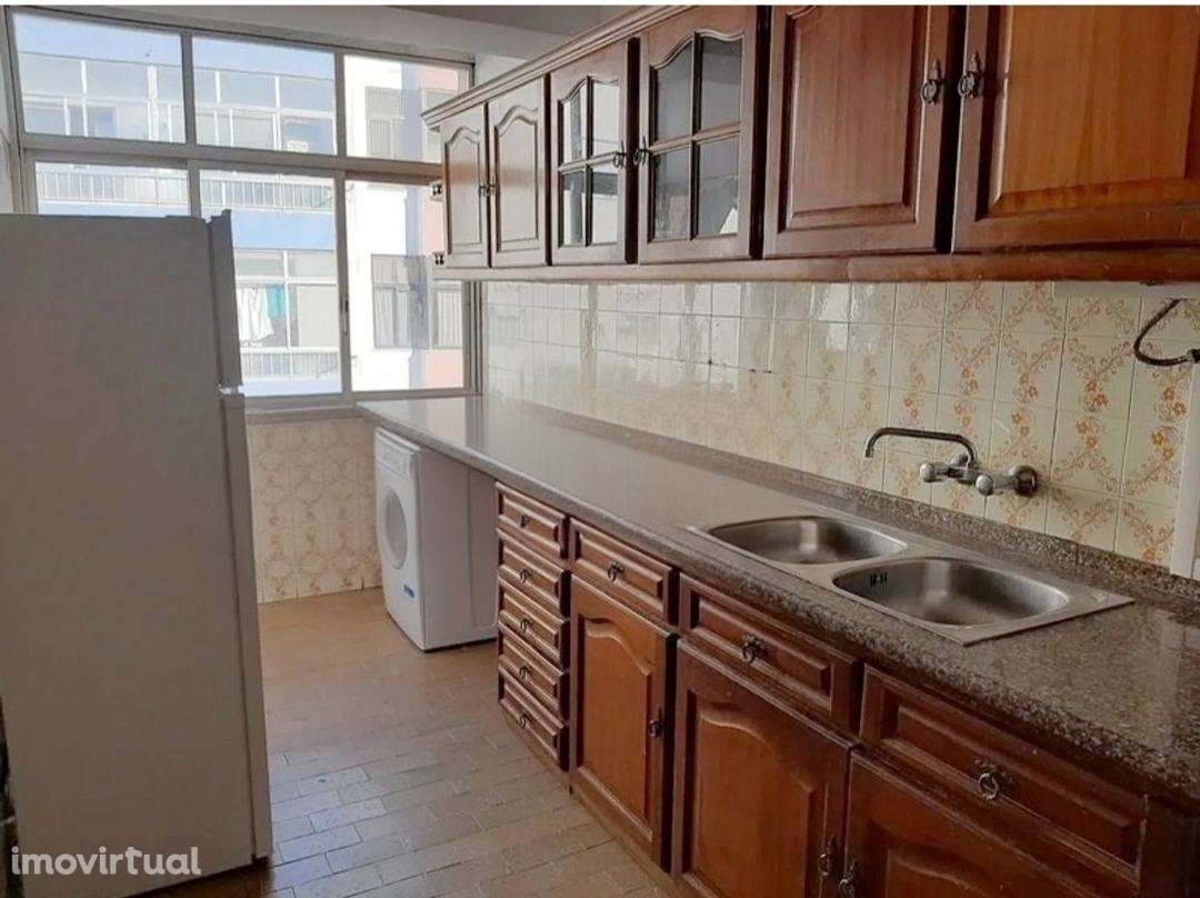 Aartamento T2- Cacém - Grande imagem: 3/29